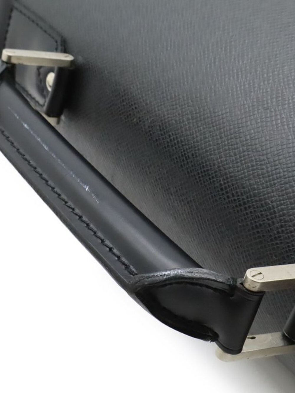 Louis Vuitton Taiga Portable Gibessiere Garment Carry Cover - Picture 7 of 9